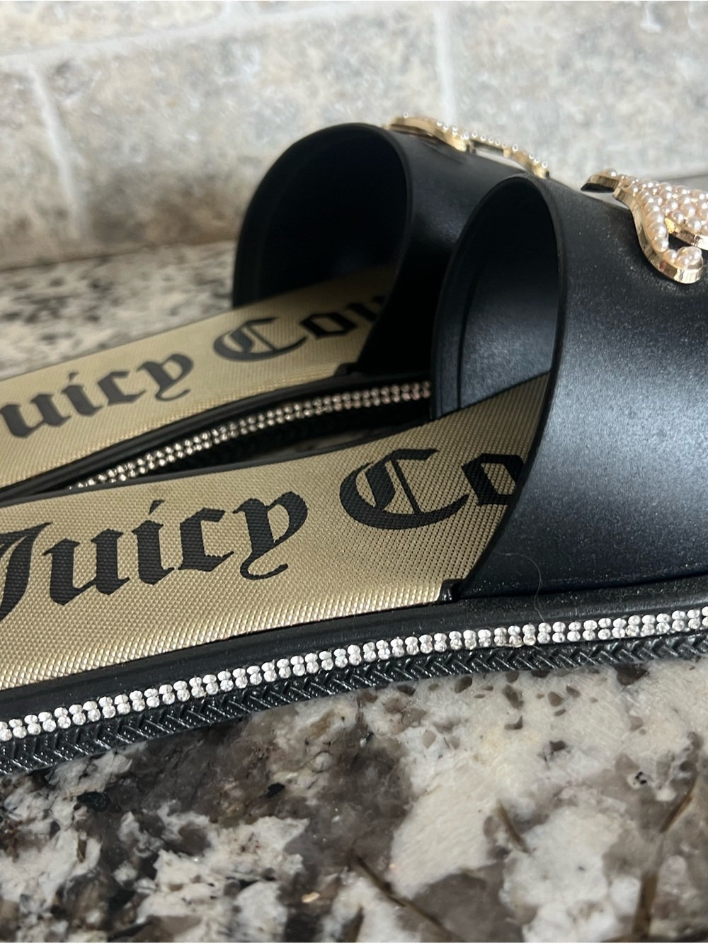 Juicy Couture Black Slides with Pearl-Embellished JC Logo - Picture 4 of 5